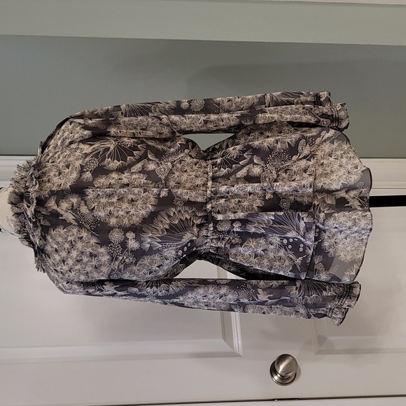 Rebecca Taylor Grey Floral Ruffle V-Neck Blouse - Size 4 - Picture 4 of 6